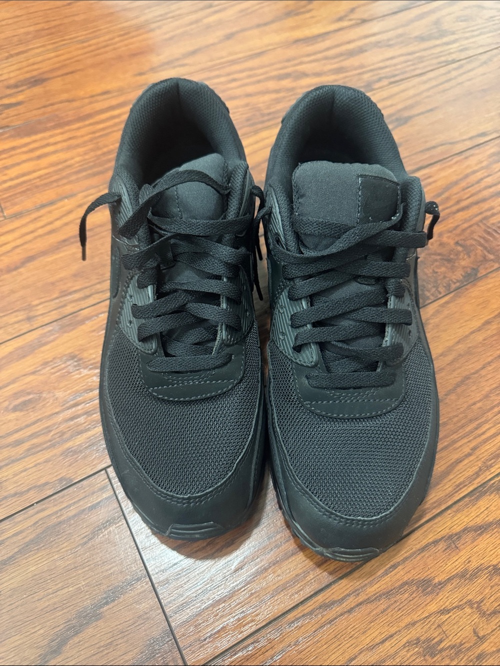 Nike Air Max 90 Athletic Sneakers - Picture 2 of 6